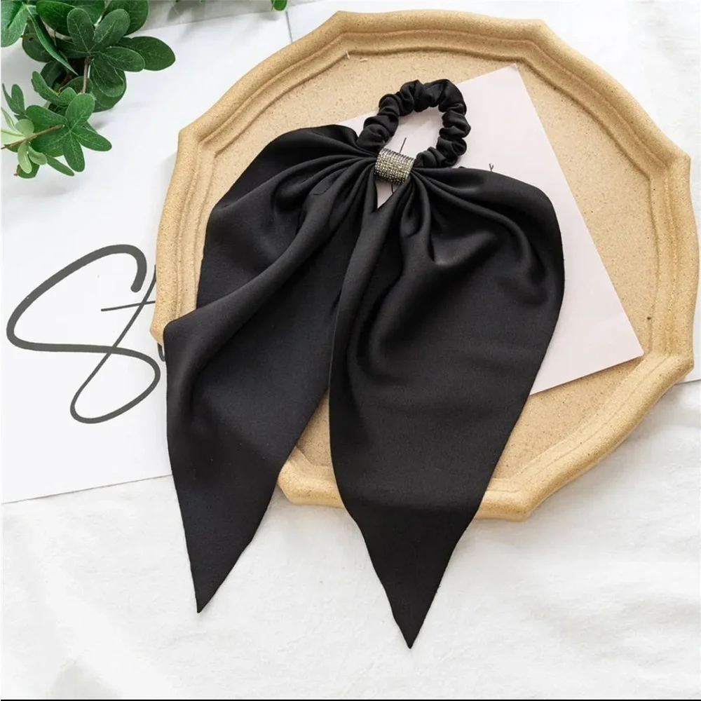 Diamond Bow Hair Tie Scrunchies, Black